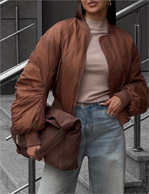 {{photo.Alt || photo.Description || 'Бомбер (наполнитель-утиный пух) 2199'}}